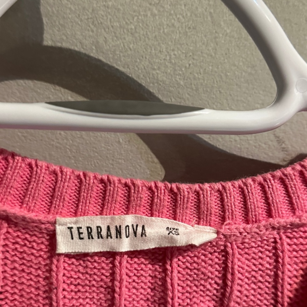 Pink Vest - Picture 2 of 3